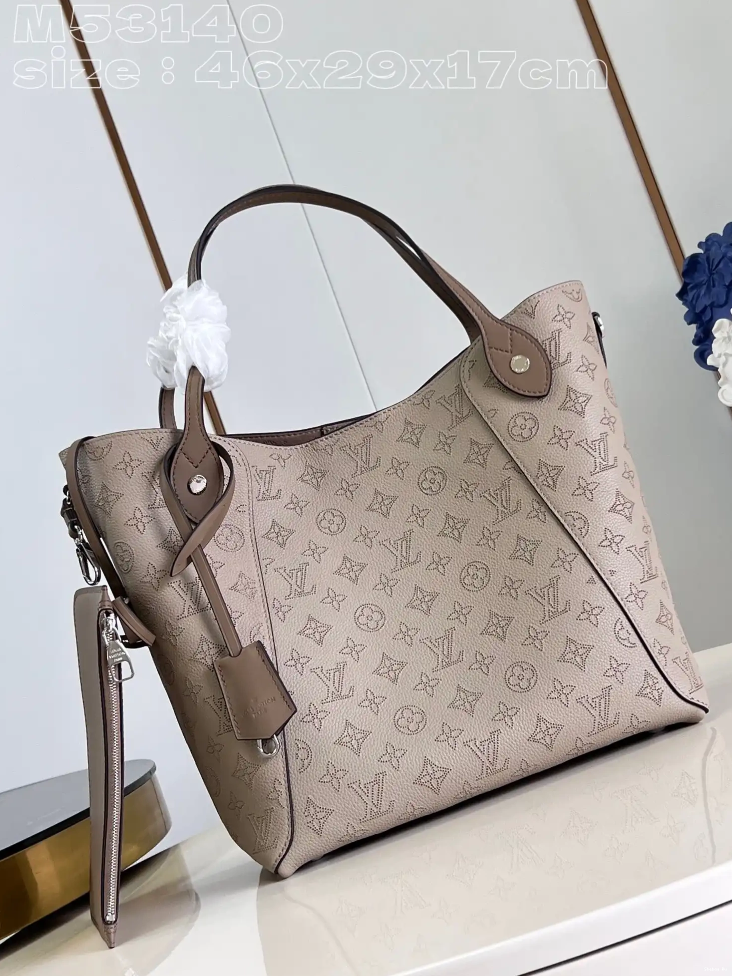 x x 17CM 29.5 LOUIS VUITTON HINA-46 0601